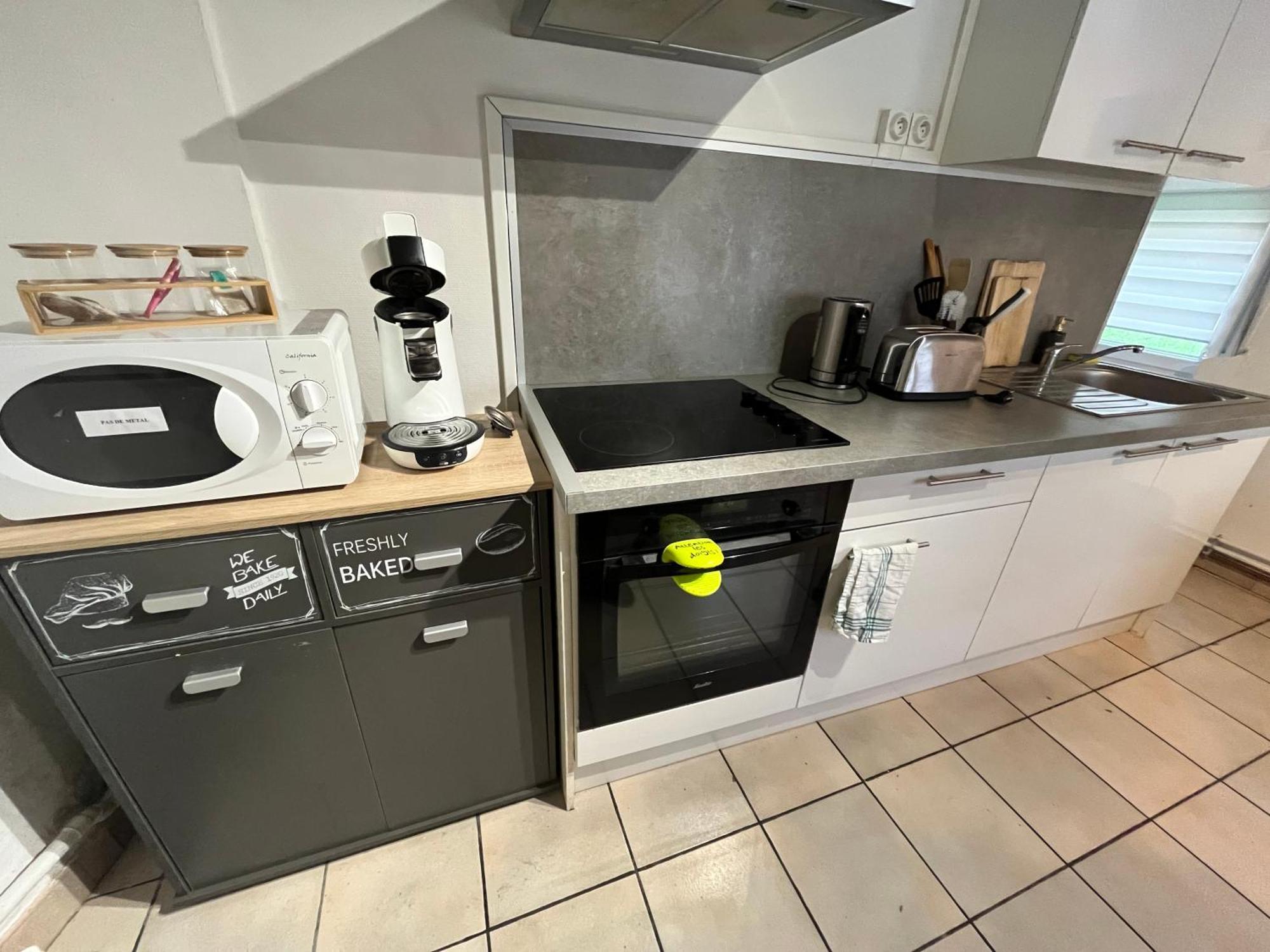 Appartement De Charme 40M2 Proche Centre Hospitalier Valenciennes Exterior photo